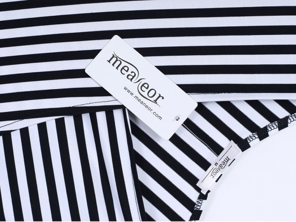 Dámské šaty modré proužkované