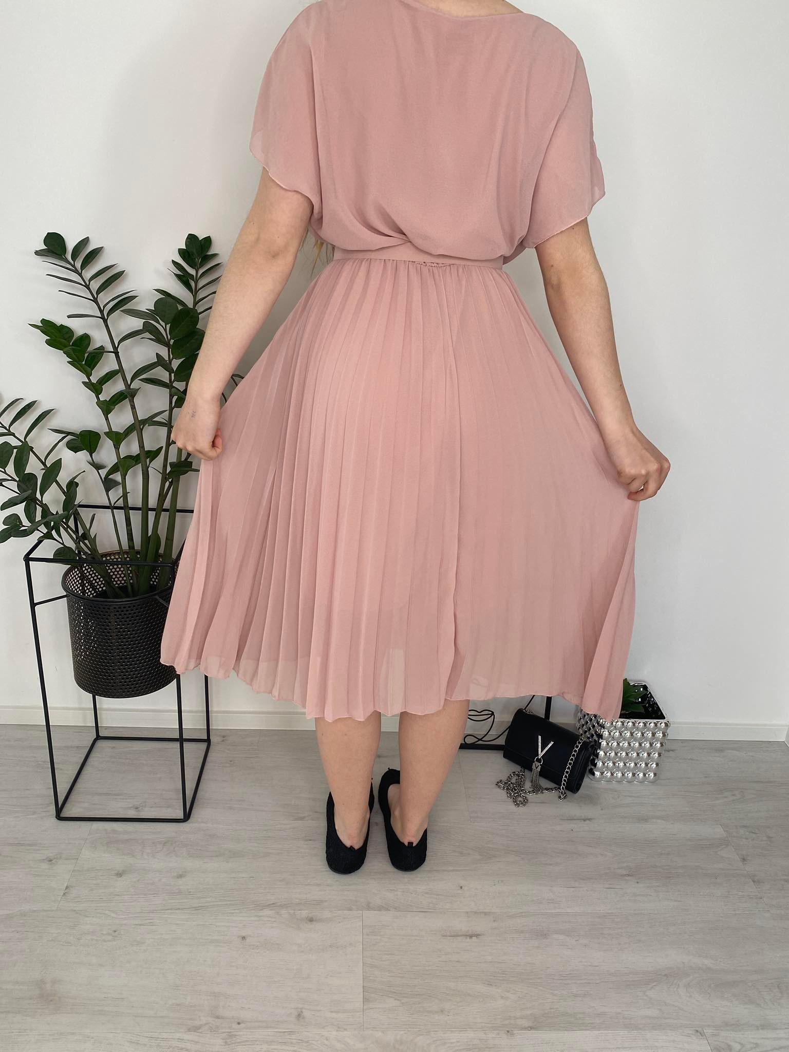 Elegantní šaty plisované růžové UNI