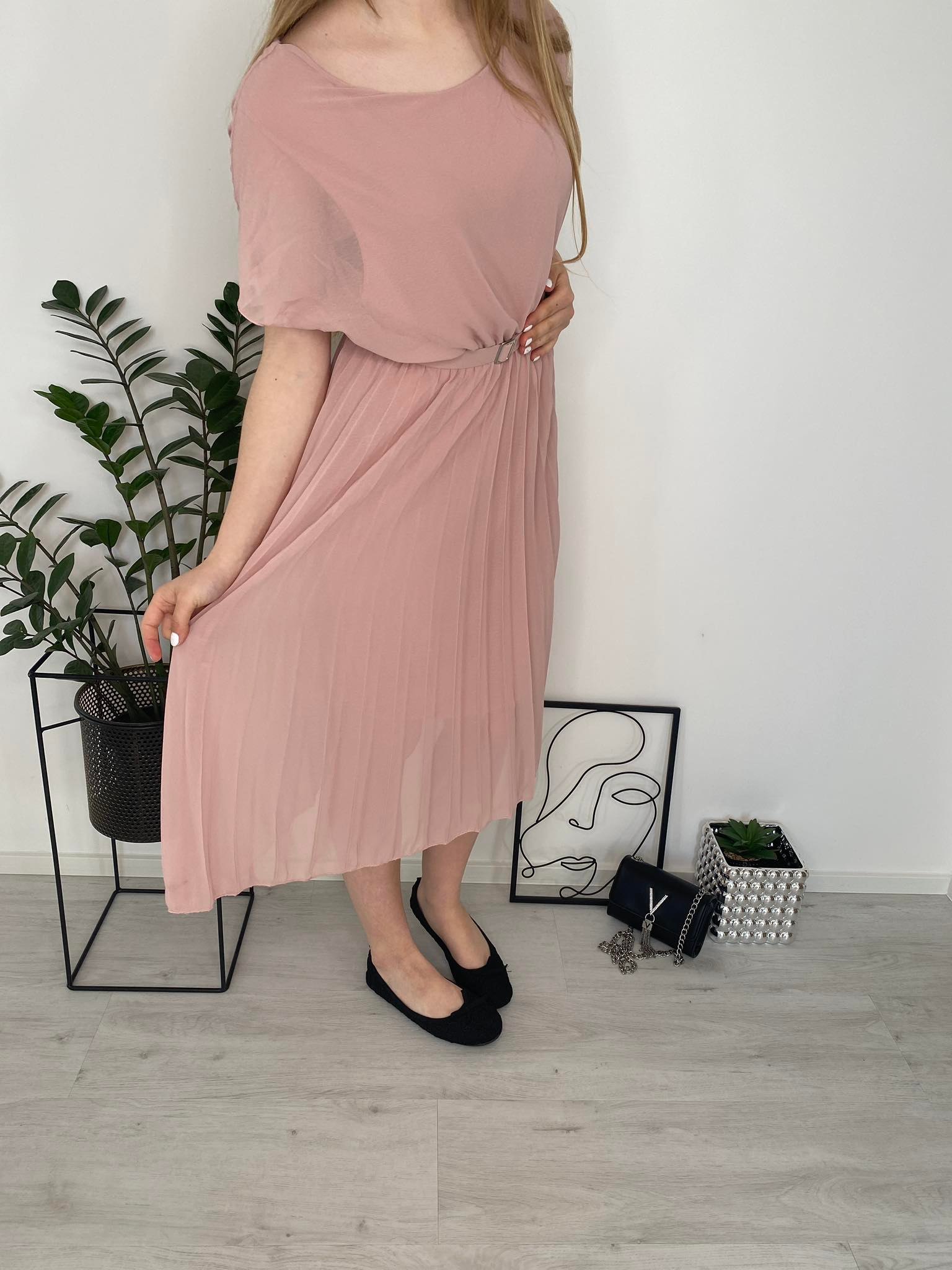 Elegantní šaty plisované pudrové UNI