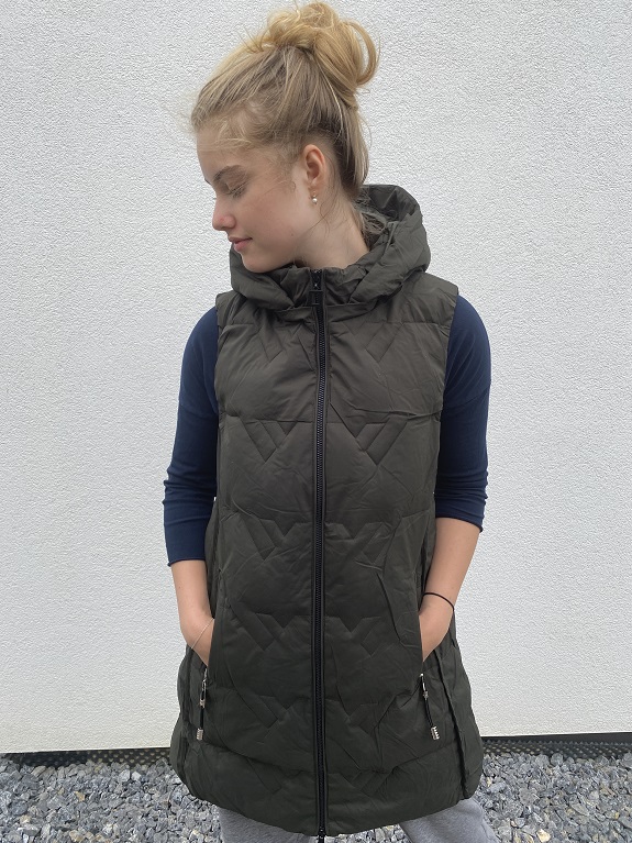 Dámská vesta pro plnoštíhlé VEXTA černá