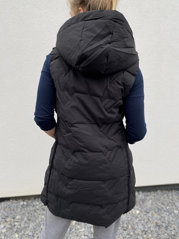 Dámská vesta pro plnoštíhlé VEXTA černá