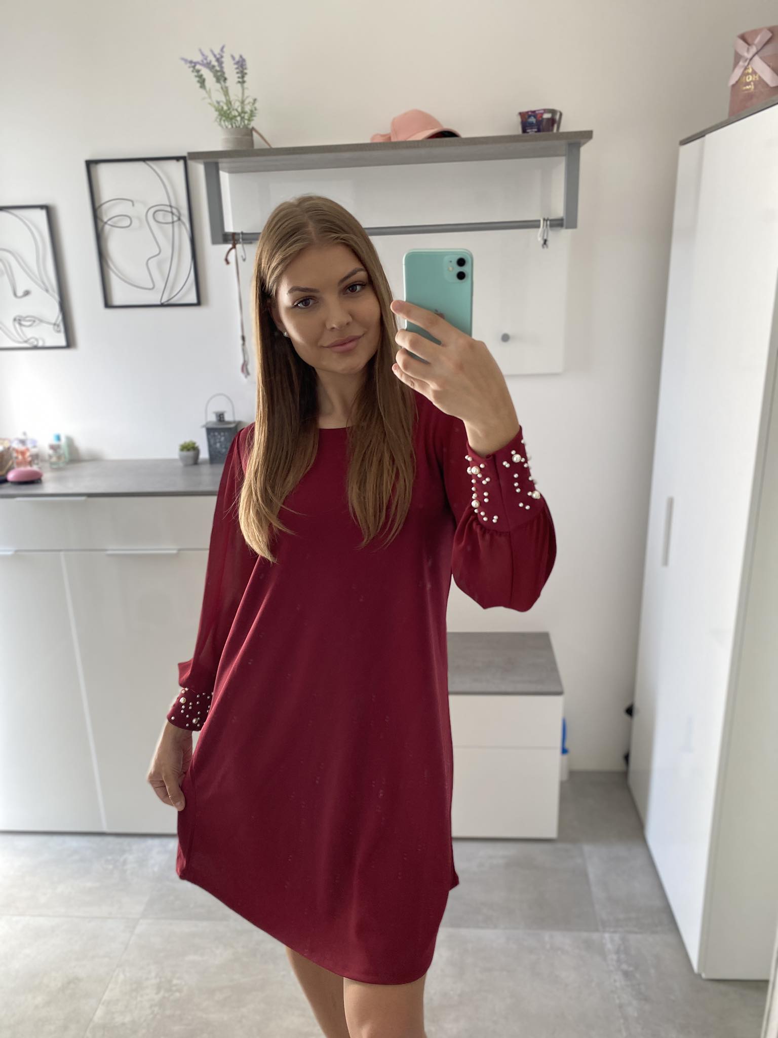 Elegantní šaty vínové Pearls