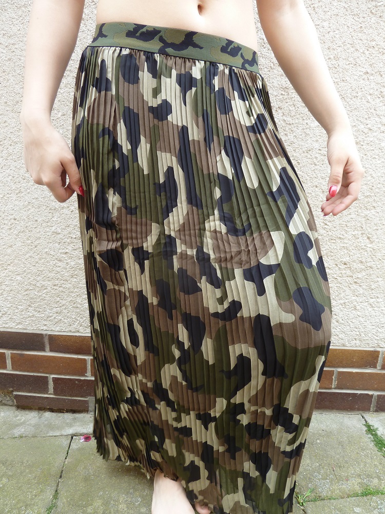 Maskáčová dlouhá sukně skládaná