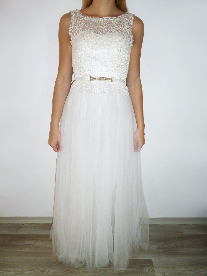 Plesové šaty dlouhé bílé s krajkovým živůtkem L