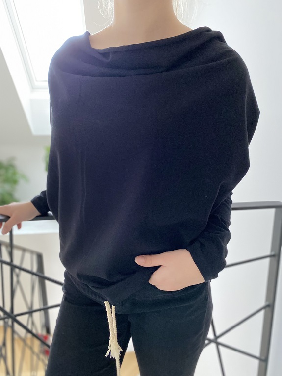 Dámská halenka volná černá STRING