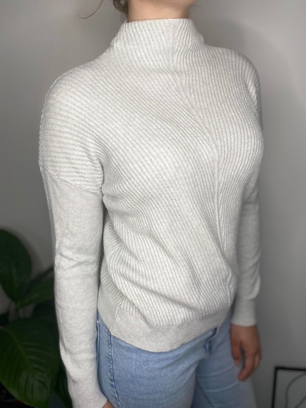 Dámský svetr šedý s roláčkem 