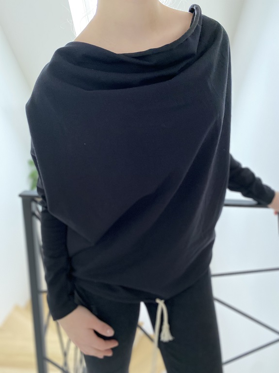 Dámská halenka volná černá STRING