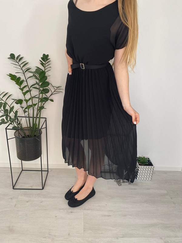 Elegantní šaty plisované černé UNI