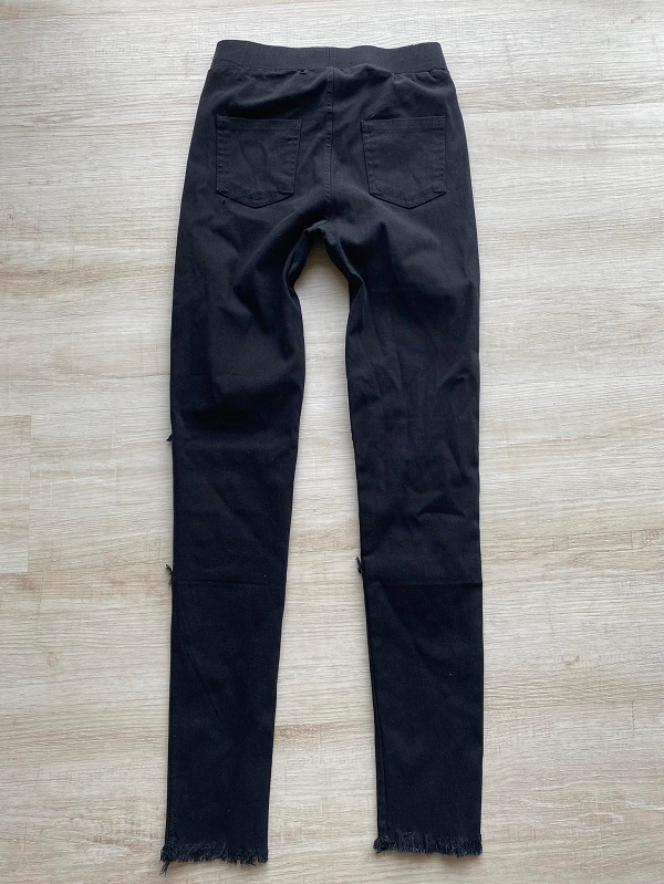 Dámské slim legíny se cvoky a otřepením vel.S/M