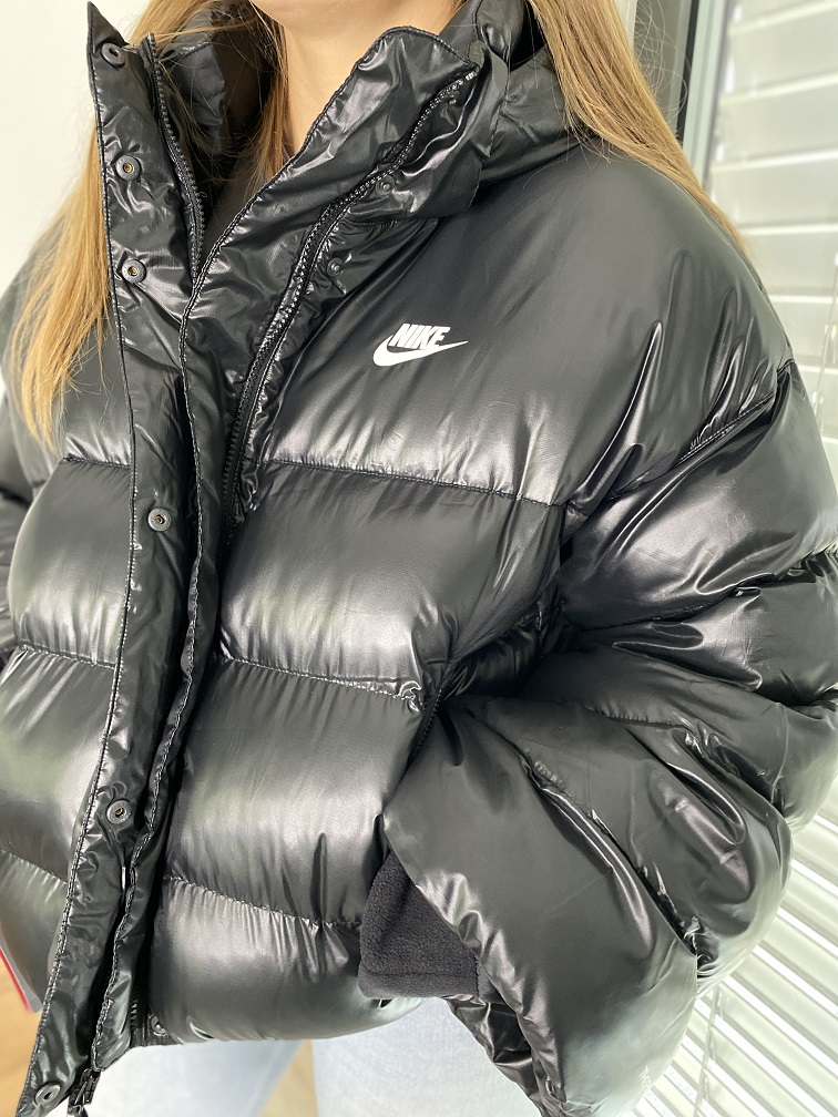 Dámská zimní bunda Nike Therma-FIT DQ6893-010