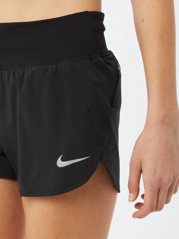 Dámské běžecké šortky Nike DRI-FIT pro plnoštíhlé