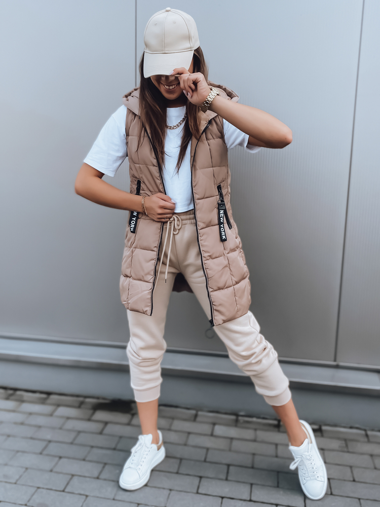 Dámská vesta pro plnoštíhlé Lucy camel