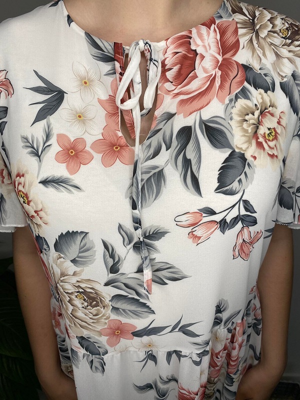 Letní květované šaty OVERSIZE bílé