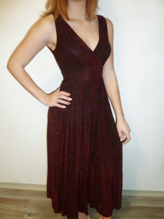 Plesové šaty dlouhé třpytivé červené