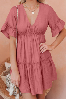 Romantické lososové šaty s volány