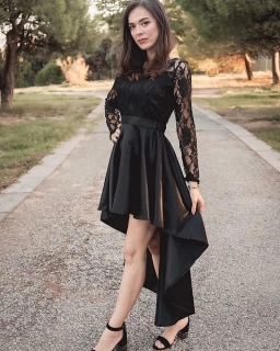 Společenské šaty s asymetrickou sukní Boca