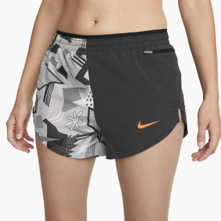 Dámské běžecké šortky Nike DRI-FIT
